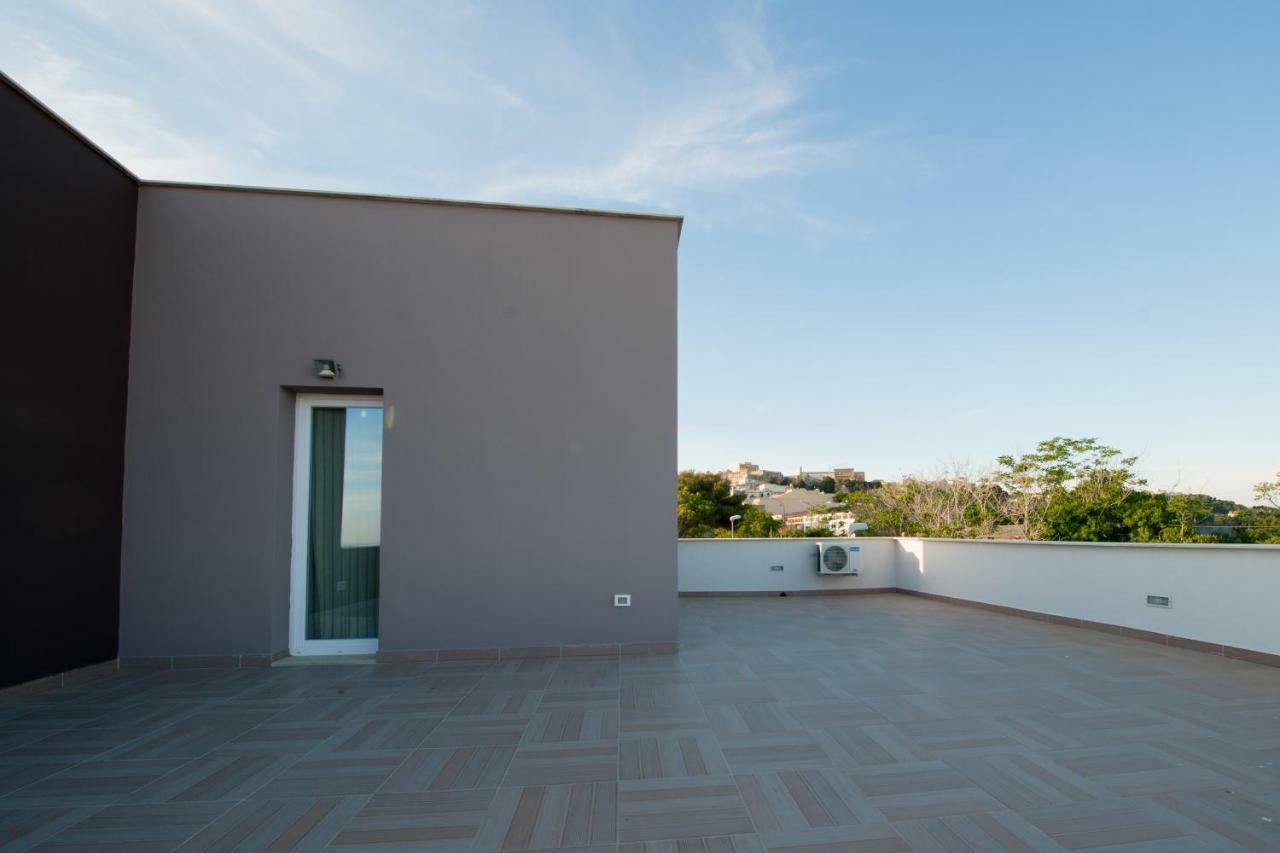 La Terrazza Di Harmakhis Hotel Partanna Buitenkant foto