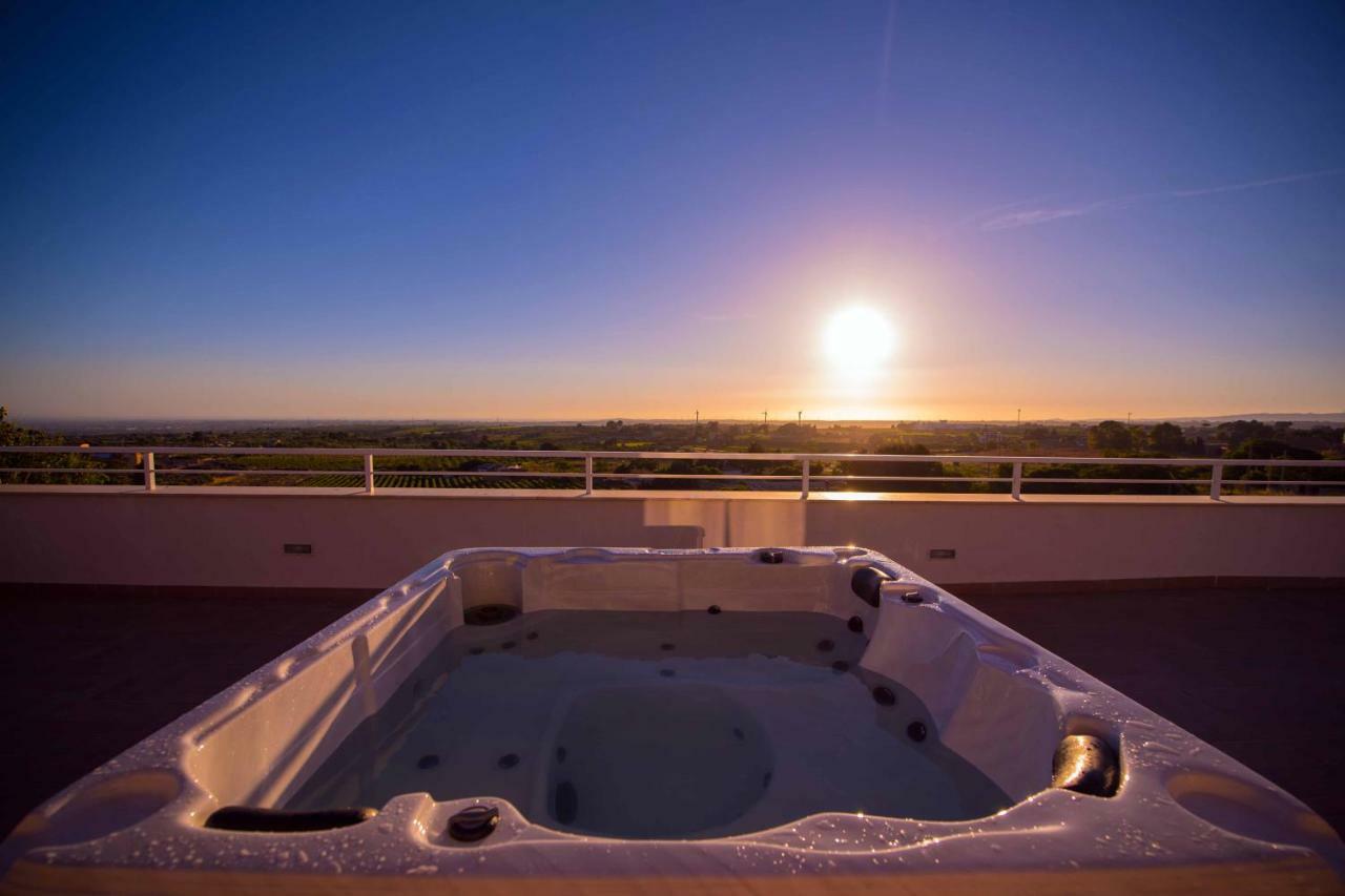 La Terrazza Di Harmakhis Hotel Partanna Buitenkant foto