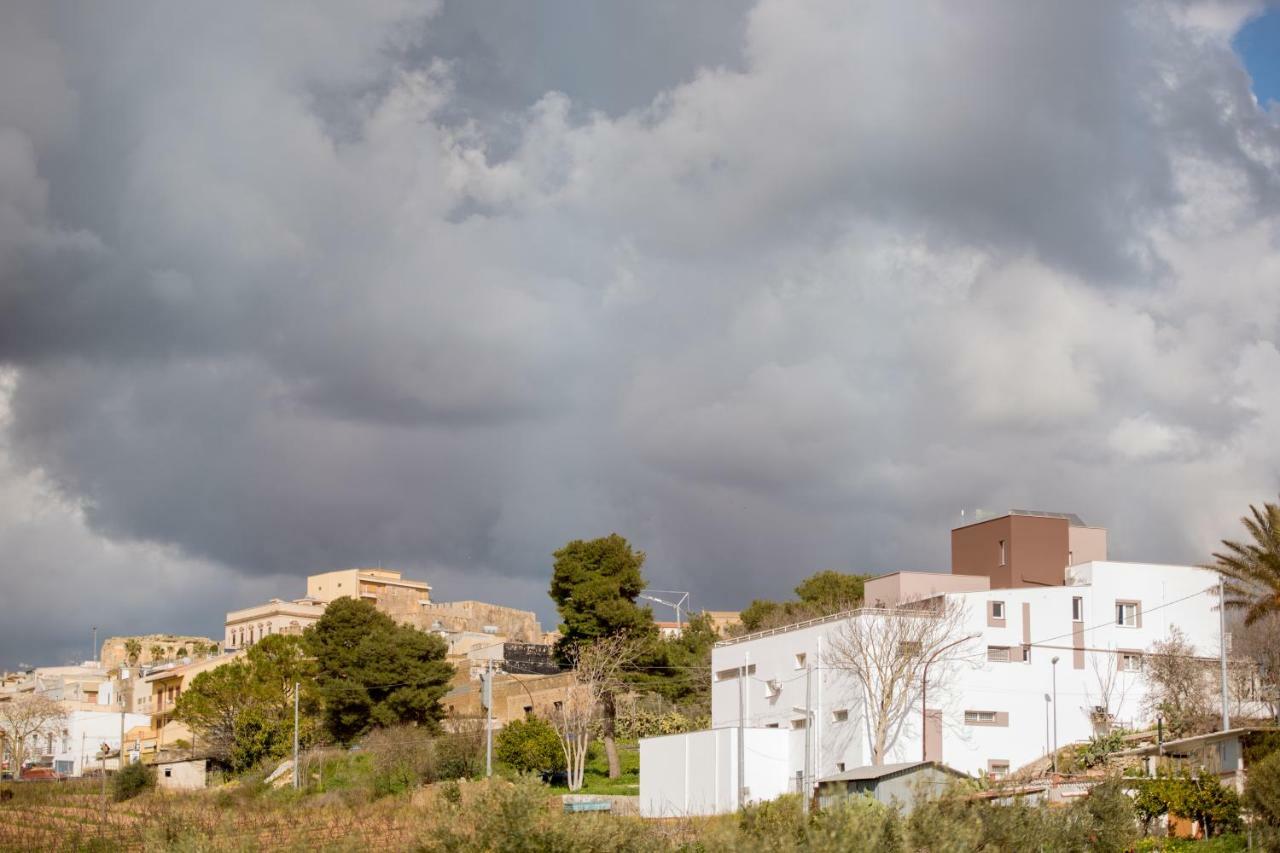 La Terrazza Di Harmakhis Hotel Partanna Buitenkant foto